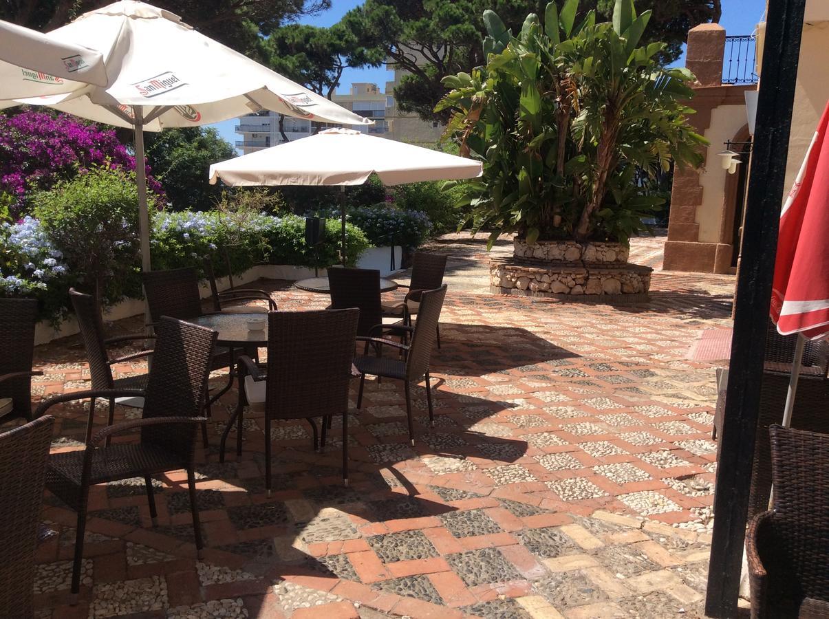 Mansion Alhamar - 2 Bedroom, Frontline Beach, Mountain Views, Full Size Pool, Tennis Courts, Close To Shops, On-Site Bar & Chiringuito Sitio de Calahonda Esterno foto