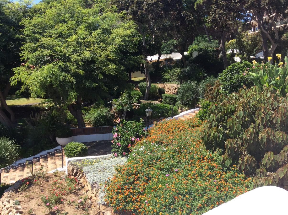 Mansion Alhamar - 2 Bedroom, Frontline Beach, Mountain Views, Full Size Pool, Tennis Courts, Close To Shops, On-Site Bar & Chiringuito Sitio de Calahonda Esterno foto