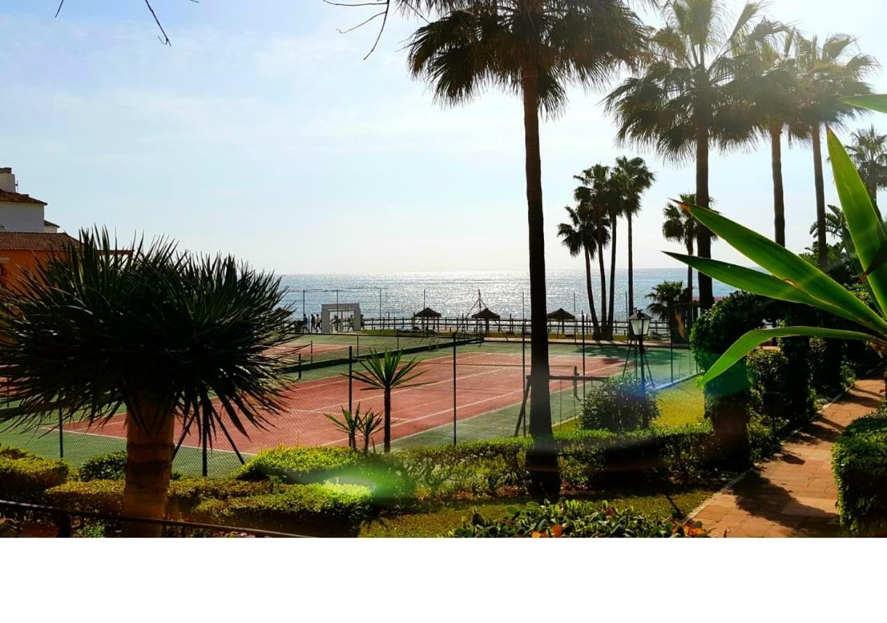 Mansion Alhamar - 2 Bedroom, Frontline Beach, Mountain Views, Full Size Pool, Tennis Courts, Close To Shops, On-Site Bar & Chiringuito Sitio de Calahonda Esterno foto